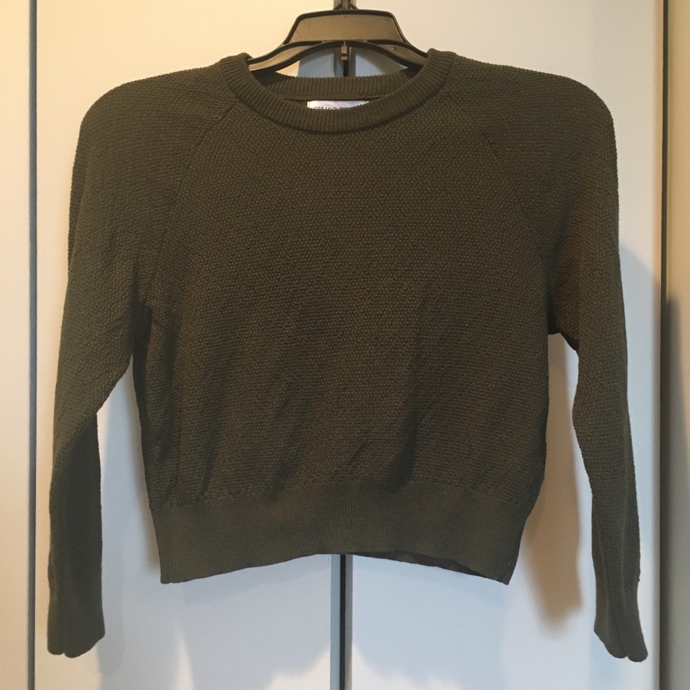 Crop top sweater